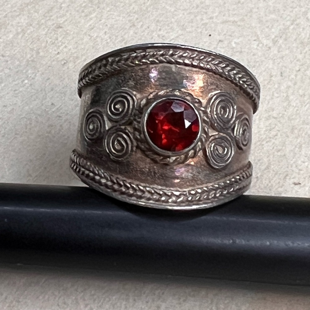 Sterling silver garnet ring size 11.5